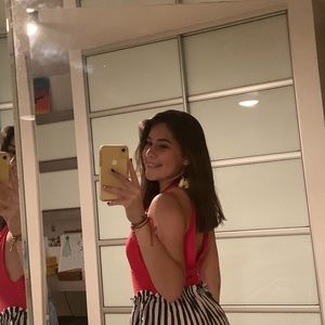 Meet your Posher, Valeria